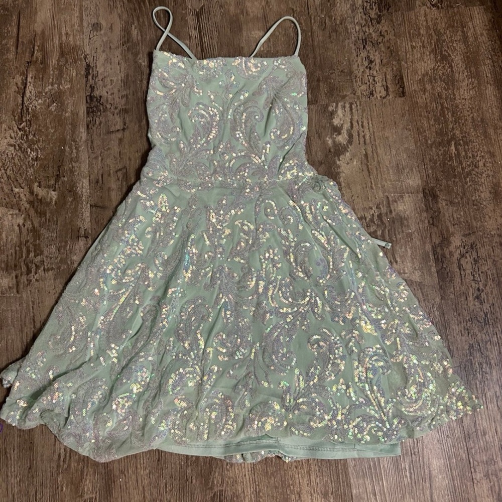 Elegant Green Sparkly Dress